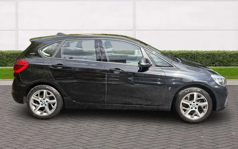 Used BMW 225 Active Tourer Sport Line 224 HP (164 kW) 2017 MPV