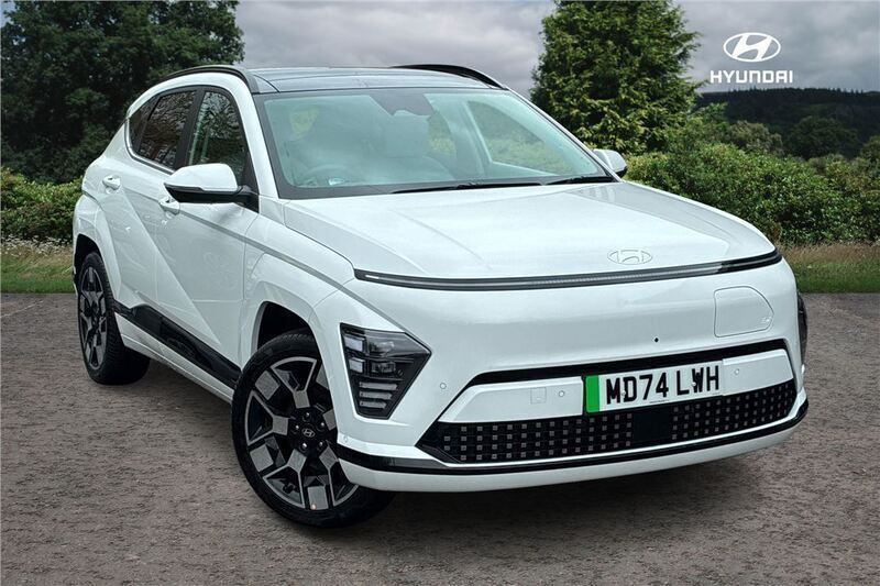 White Used 2024 Hyundai Kona Ultimate SUV | £27,499 (Expensive) - Image 1/4