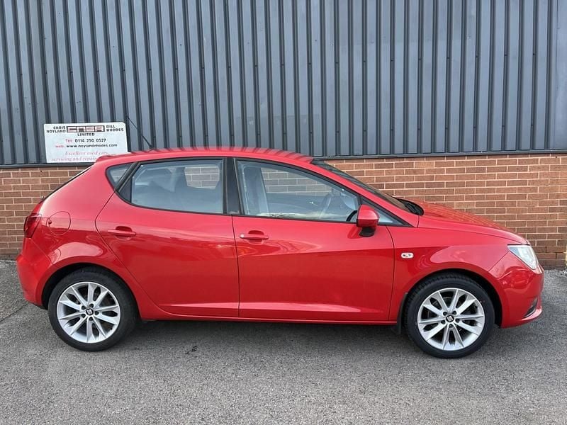Used Seat Ibiza 2015 Red Hatchback