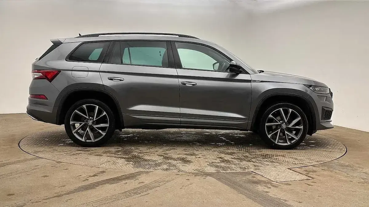 Second-hand Skoda Kodiaq SportLine 110 CP (80 kW) 2022 Gri SUV