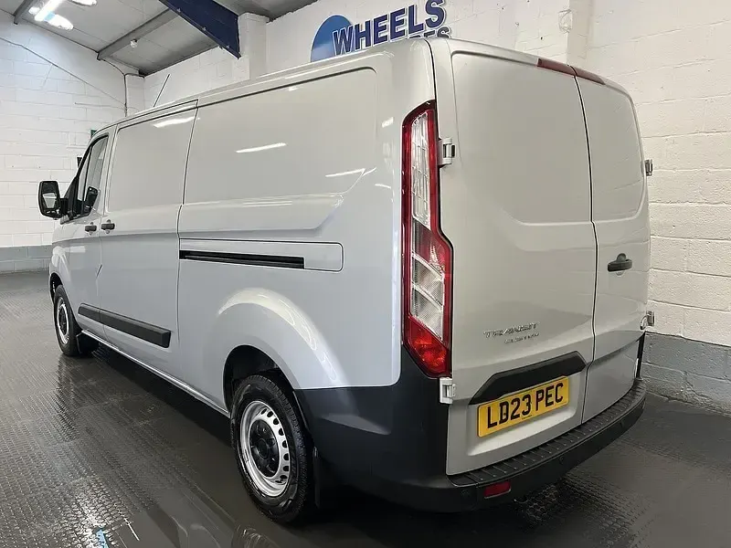 Used Ford Transit Custom S 130 HP (95 kW) 2023 Silver Van