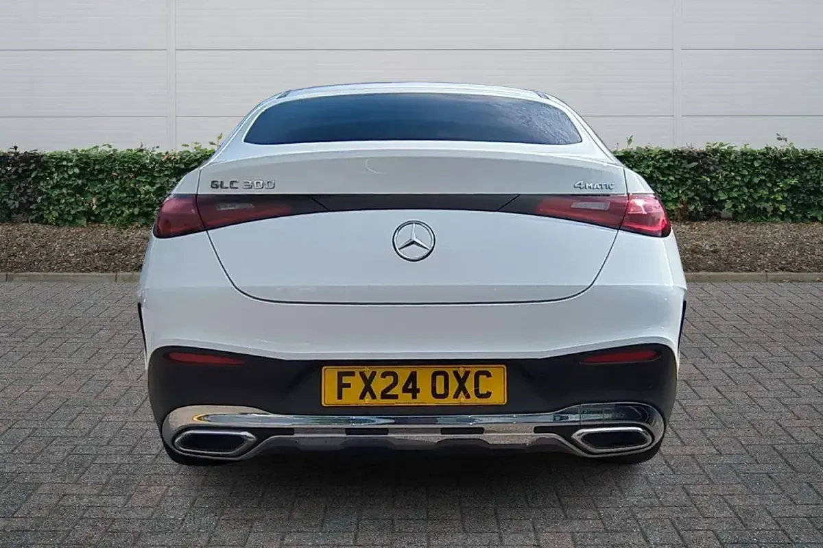 Used Mercedes GLC300 AMG line 2024 White SUV