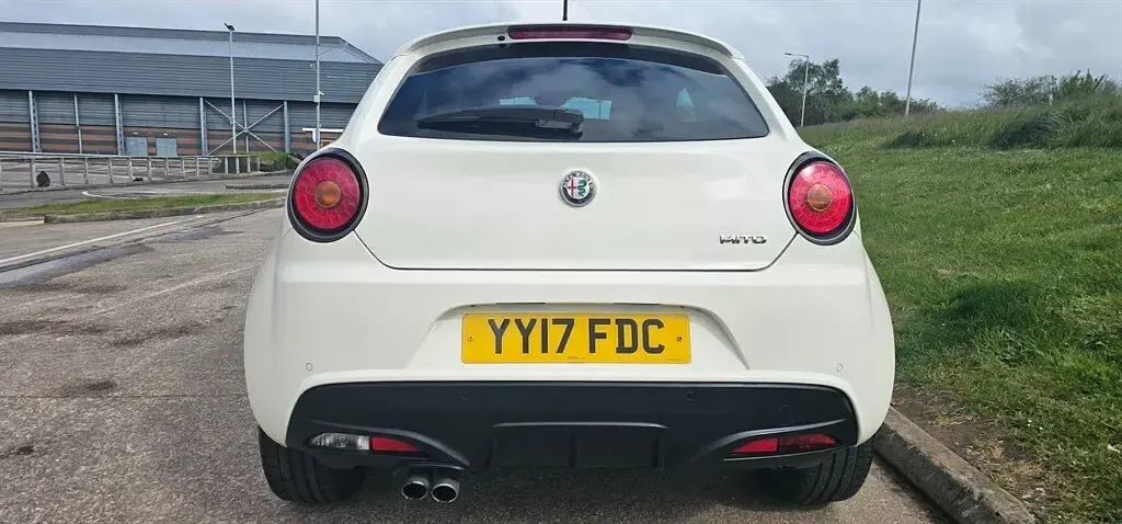 Used Alfa Romeo MiTo Veloce 170 HP (125 kW) 2017 White Hatchback