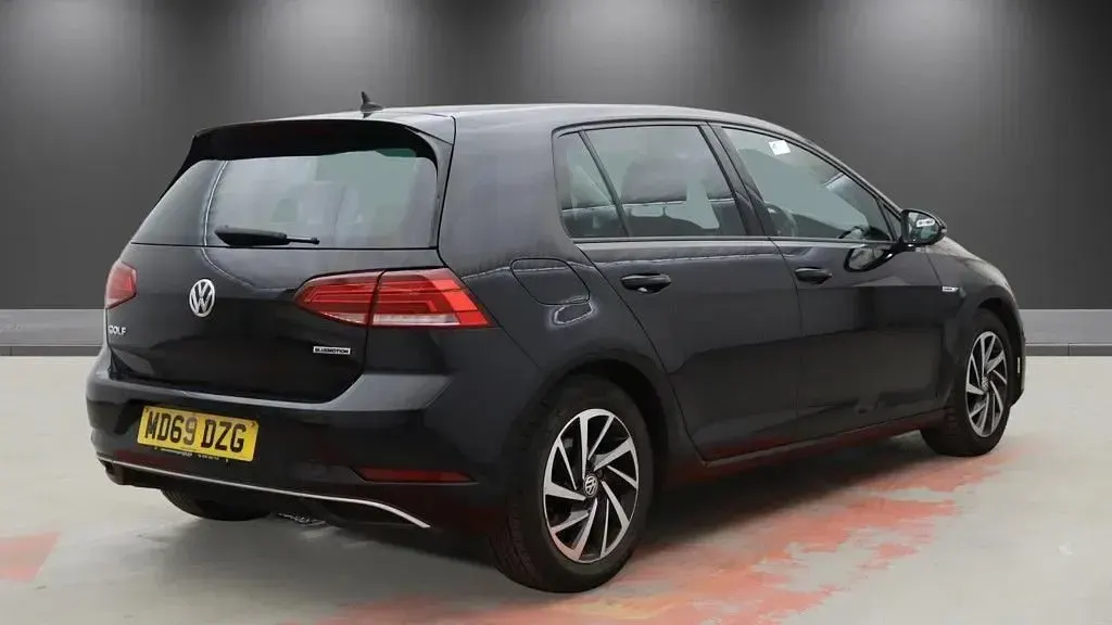 Used VW Golf VII Edition 130 HP (95 kW) 2020 Black Hatchback