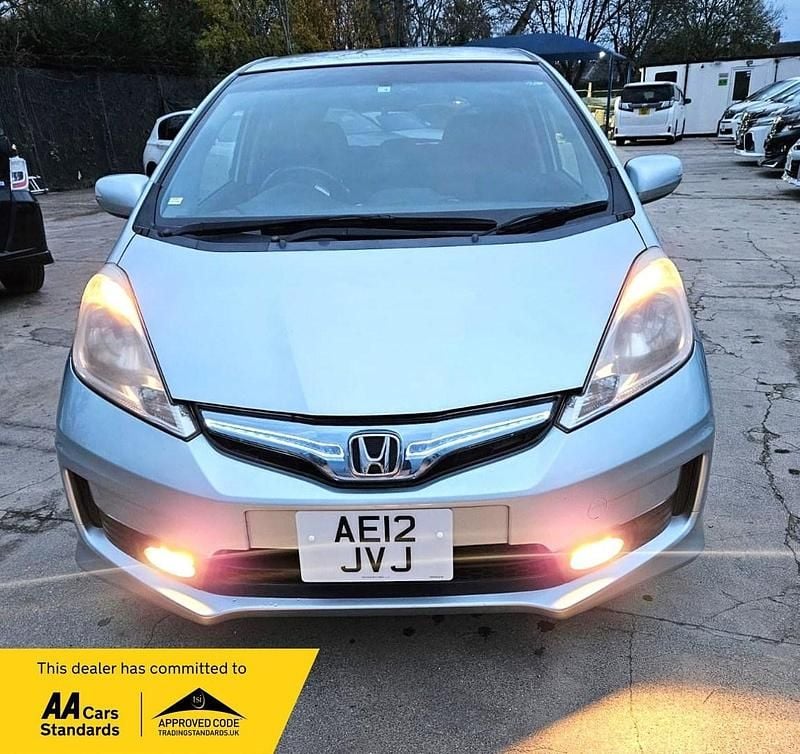 Silver Used 2025 Honda Fit Hybrid Hatchback | £5,999 (Good price) - Image 1/4