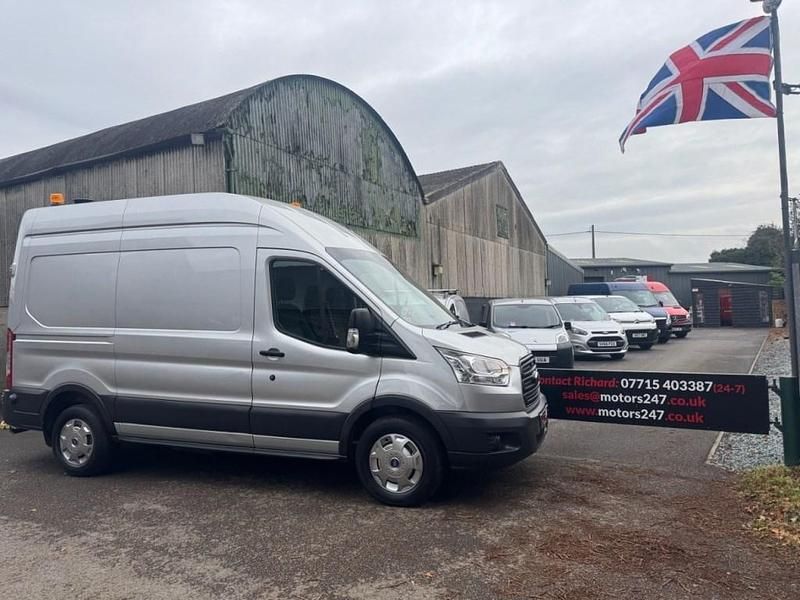 Used Ford Transit 155 HP (114 kW) 2015 Silver Van