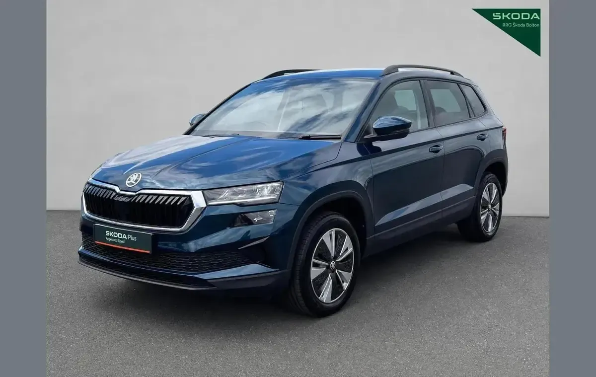 Used Skoda Karoq SE Drive 147 HP (108 kW) 2023 Lava blue metallic SUV