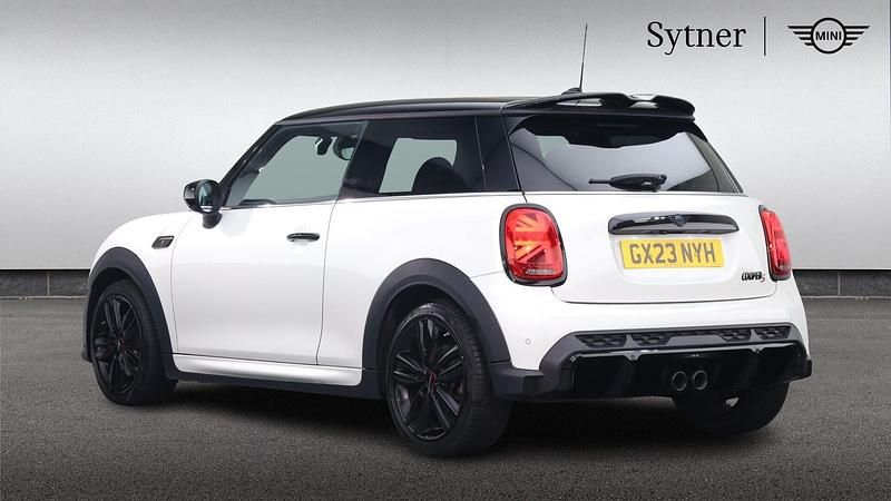 Usado Mini Cooper S Hatch 176 HP (129 kW) 2023 Branco Citadino