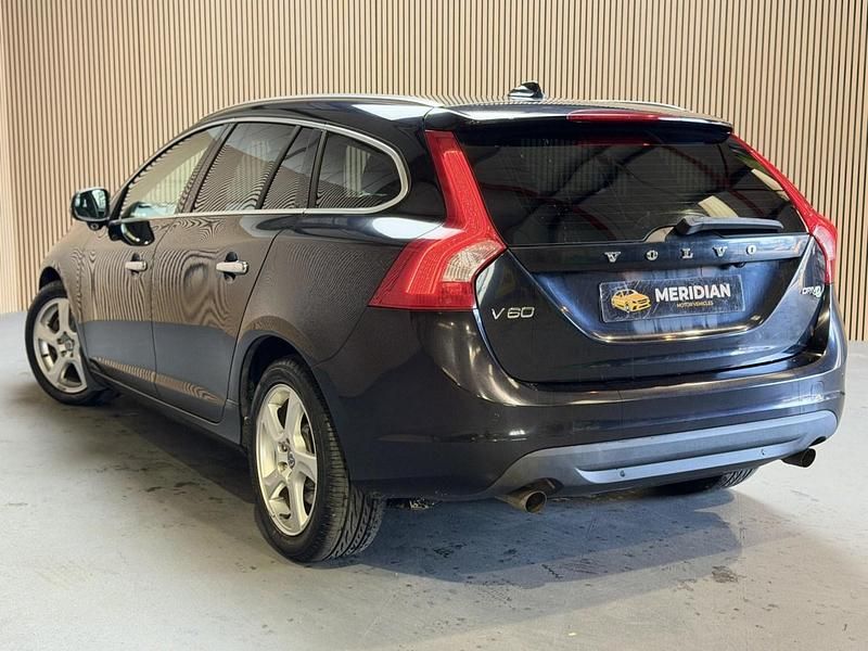 Used Volvo V60 SE Lux 180 HP (132 kW) 2011 Estate