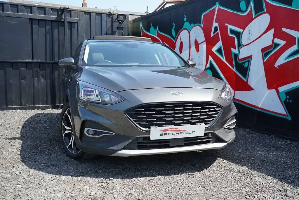 Used Ford Focus Active 125 HP (91 kW) 2020 Grey Hatchback