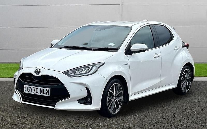 Used Toyota Yaris Hybrid 116 HP (85 kW) 2024 Hatchback