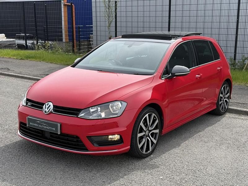 Used VW Golf VII R-line Edition 150 HP (110 kW) 2016 Red Hatchback
