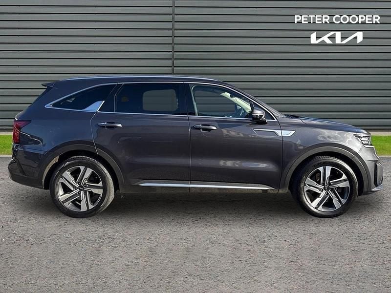 Used Kia Sorento 201 HP (147 kW) 2023 Grey SUV