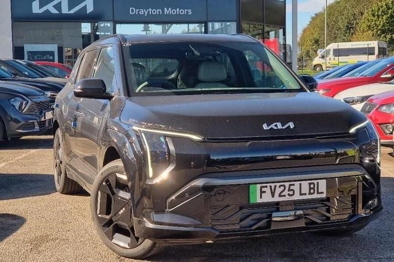 New 2025 Kia EV3 2 SUV | £32,600 (Super price) - Image 1/1