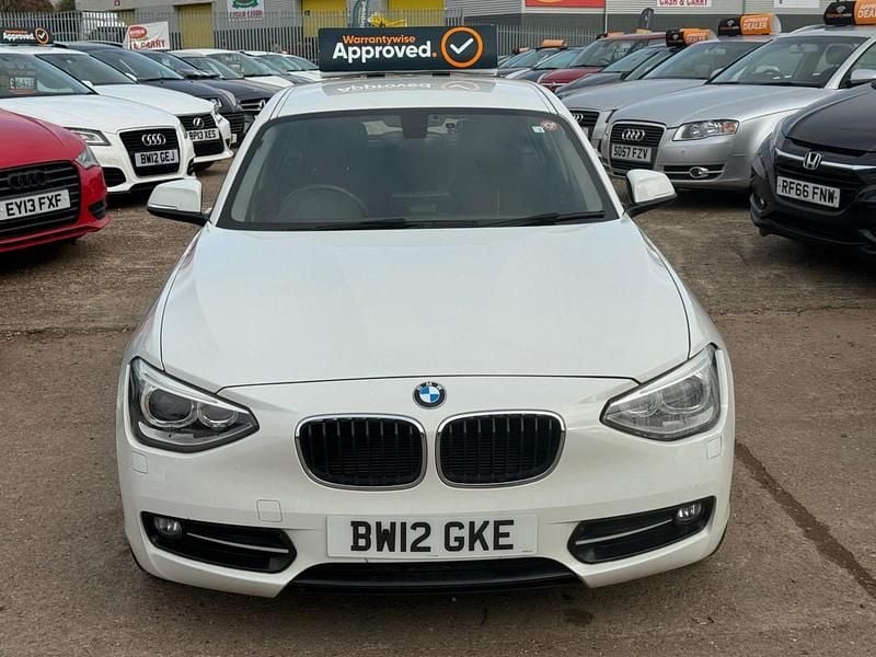 Used BMW 116 Sport Line 2012 White Hatchback