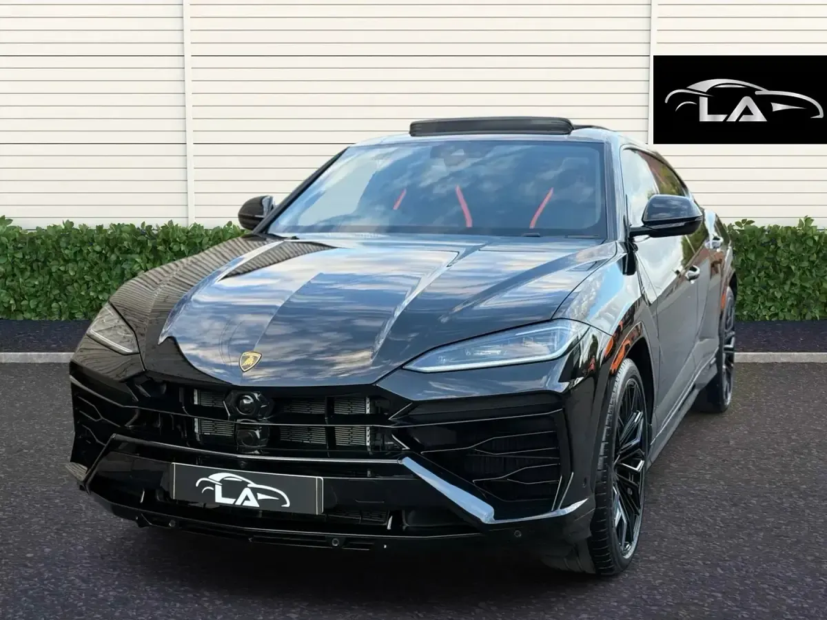 Used Lamborghini Urus 2025 Black SUV