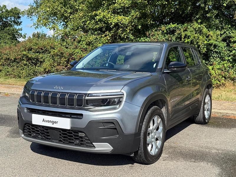Used Jeep Avenger Altitude 100 HP (73 kW) 2025 Grey SUV