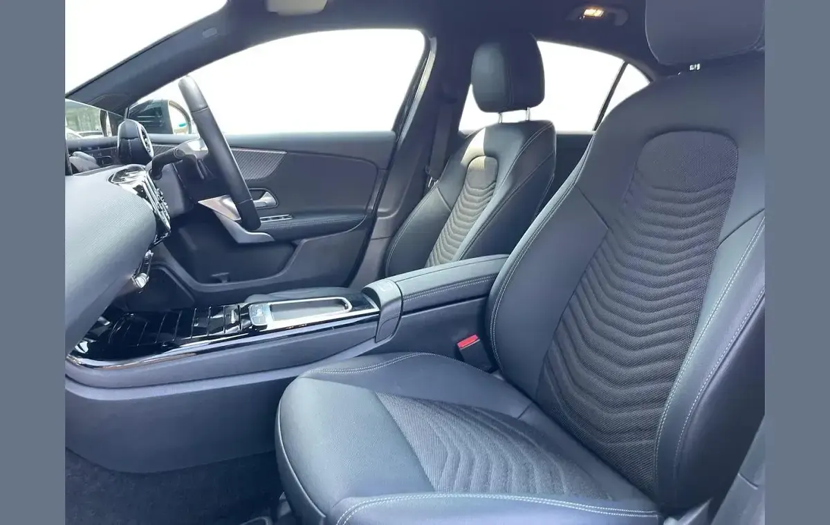 Used Mercedes A180 Sport Edition 134 HP (98 kW) 2024 Black Hatchback