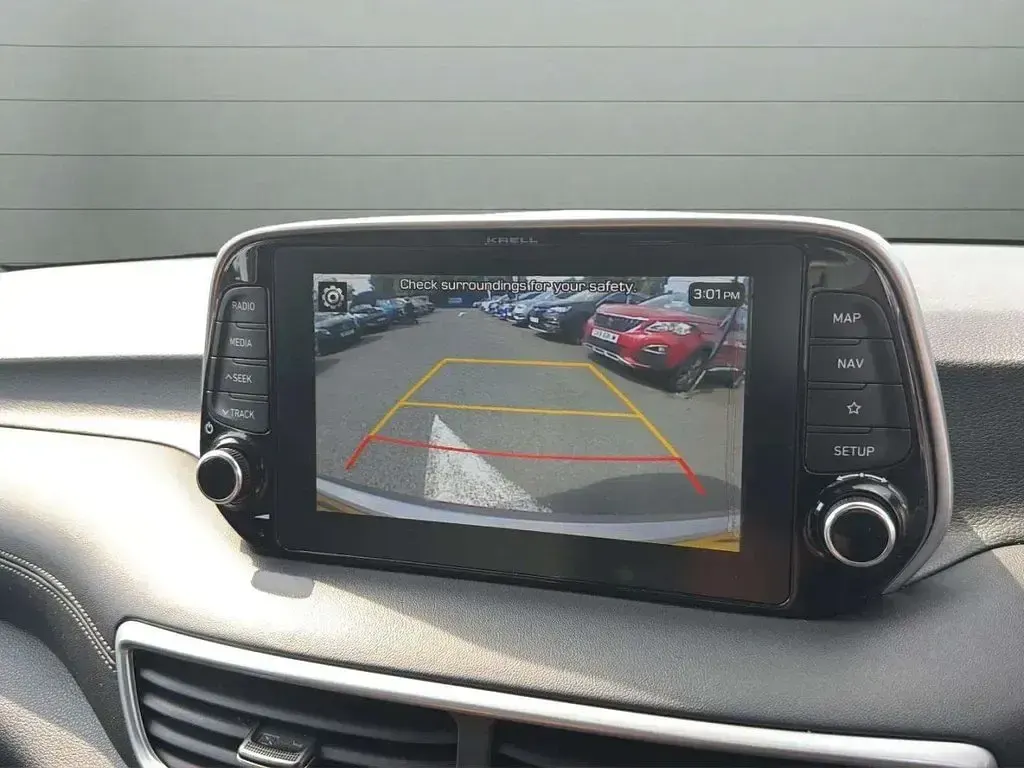 Used Hyundai Tucson Premium 132 HP (97 kW) 2019 White SUV