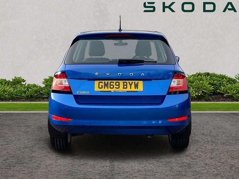 Used Skoda Fabia SE 94 HP (69 kW) 2020 Blue Hatchback