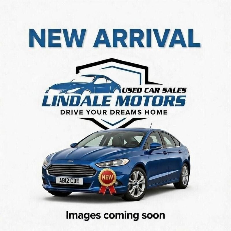 Used Volvo V40 R-Design 115 HP (84 kW) 2014 Blue Hatchback