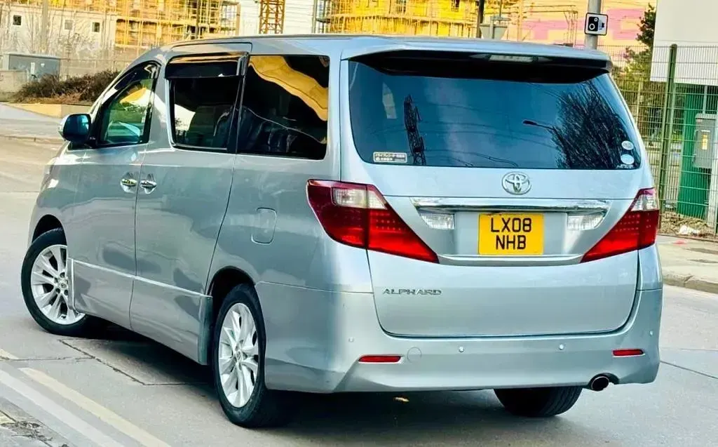 Used Toyota Alphard 159 HP (116 kW) 2008 MPV