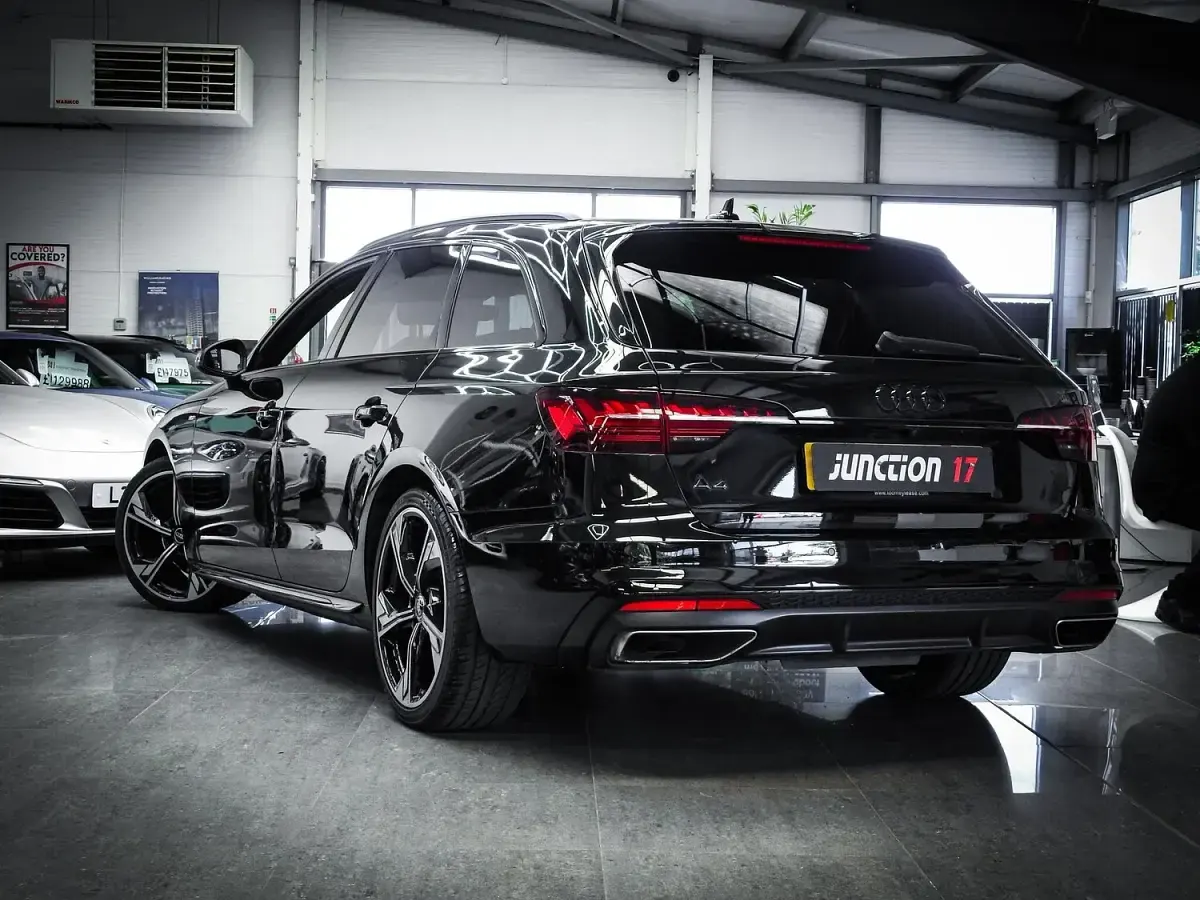 Used Audi A4 Black Edition 150 HP (110 kW) 2022 Black Estate