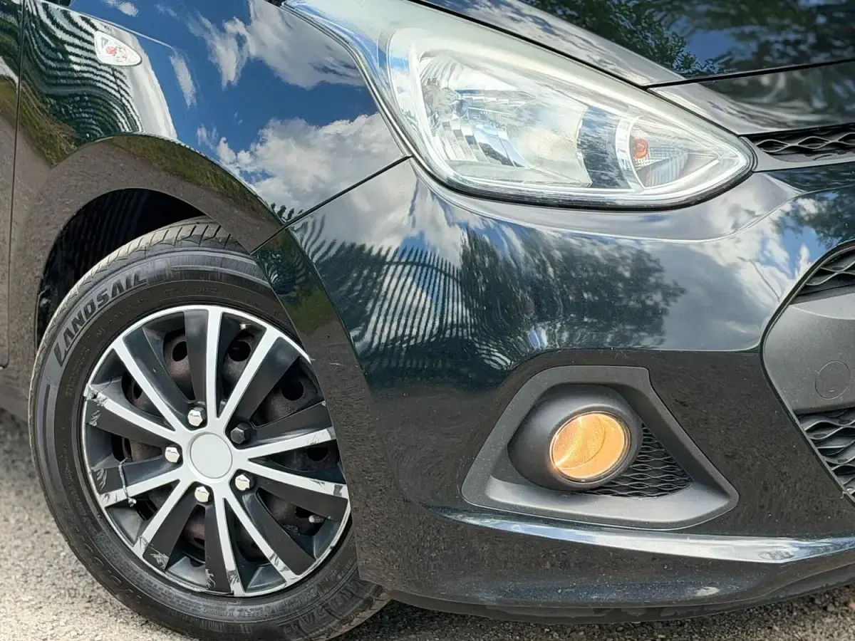 Used Hyundai i10 SE 2014 Black Hatchback