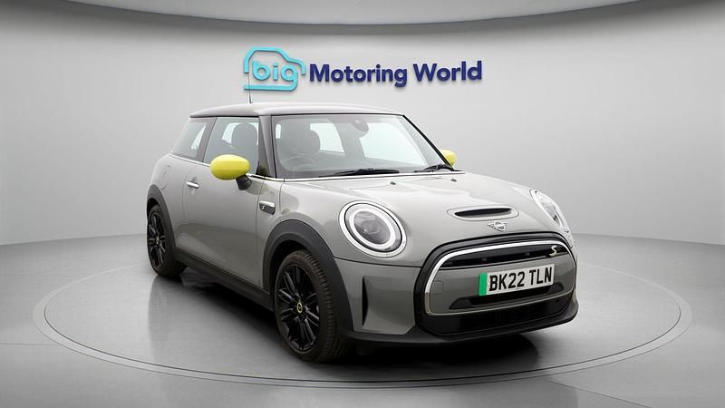 Used Mini Cooper SE Hatch 133 kW (181 HP) 2022 Hatchback