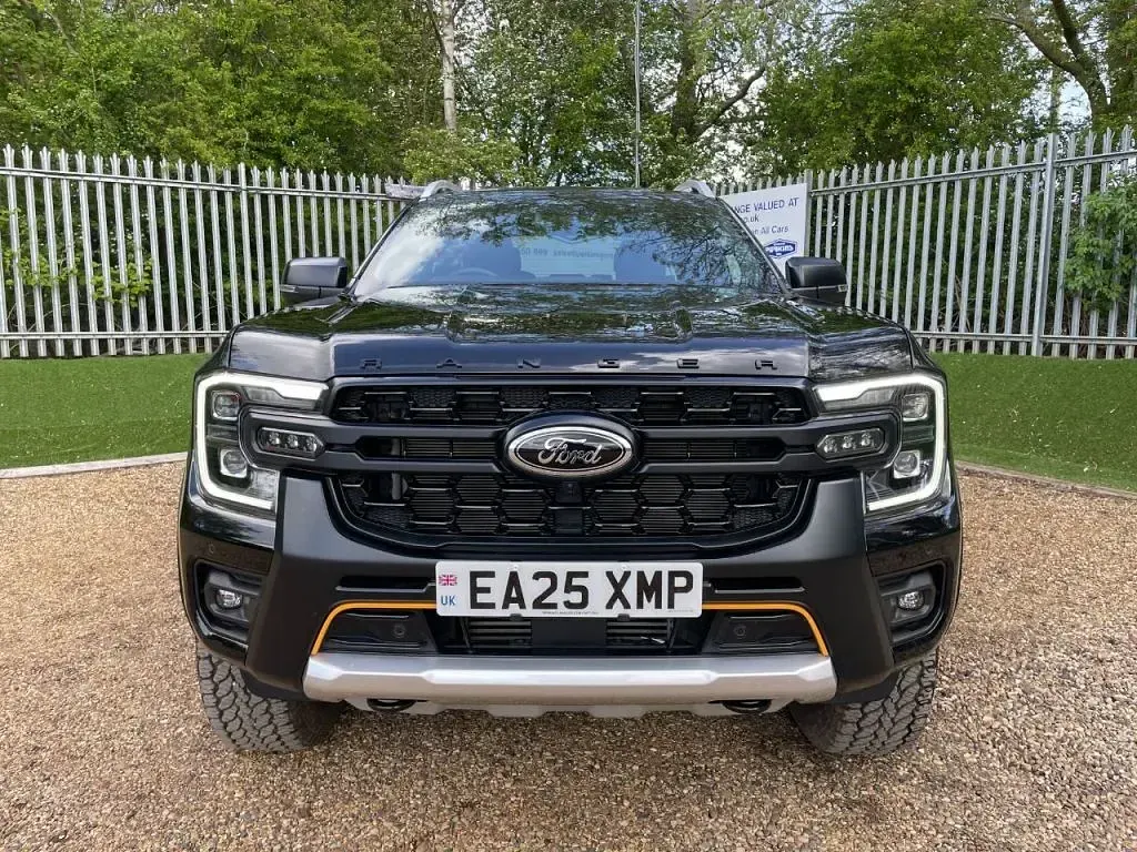 Used Ford Ranger Wildtrack 205 HP (150 kW) 2025 Black Pickup