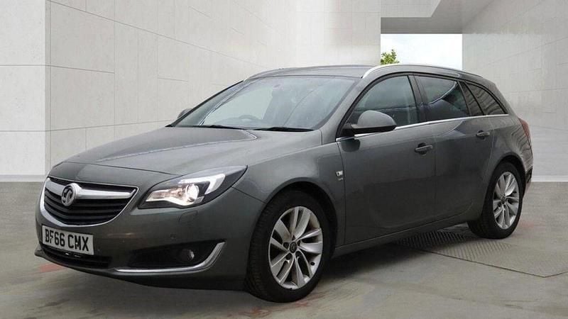 Second-hand Vauxhall Insignia SRi 2016 Gri Break