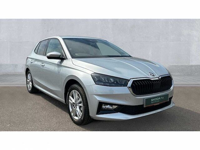 Brilliant silver metallic Used 2025 Skoda Fabia SE L Hatchback | £22,490 - Image 1/4