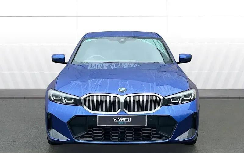Second-hand BMW 320 M Sport 184 CP (135 kW) 2026 Berlinǎ