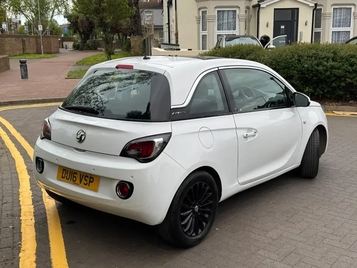 Used Vauxhall Adam Glam 2016 White Hatchback