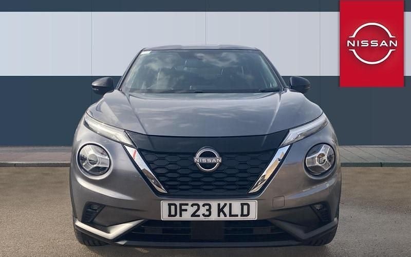 Used Nissan Juke Tekna 143 HP (105 kW) 2023 Grey SUV