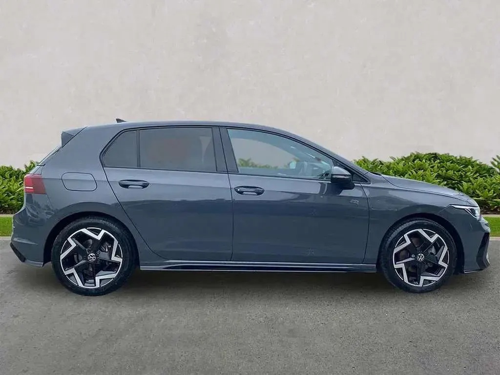 Used VW Golf VIII R-line 150 HP (110 kW) 2025 Grey Hatchback