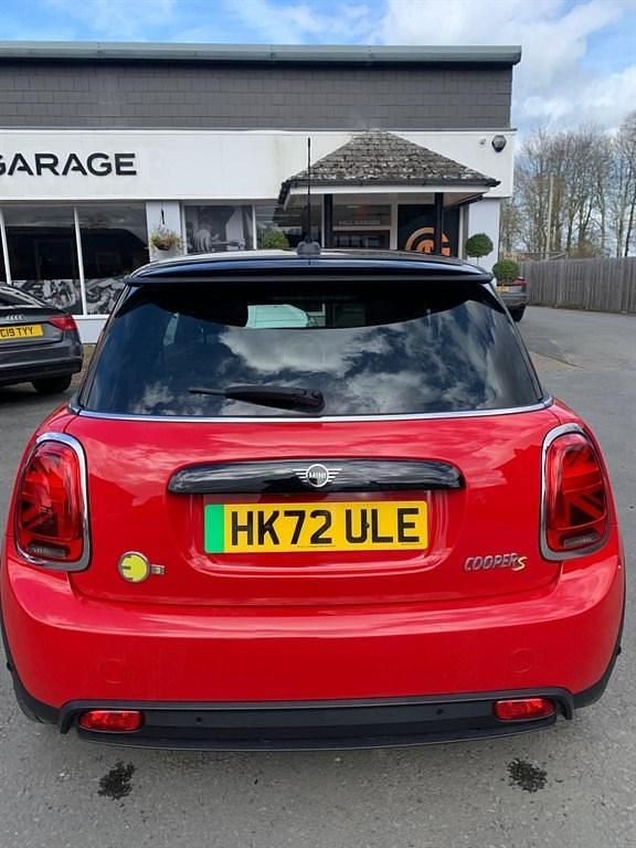 Used Mini Cooper S Hatch 135 kW (184 HP) 2022 Red Hatchback