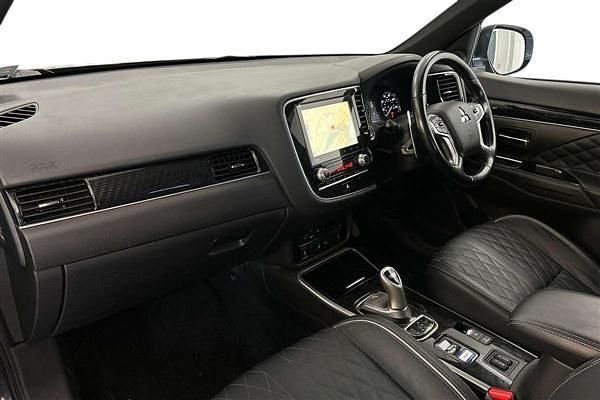 Image 2/4