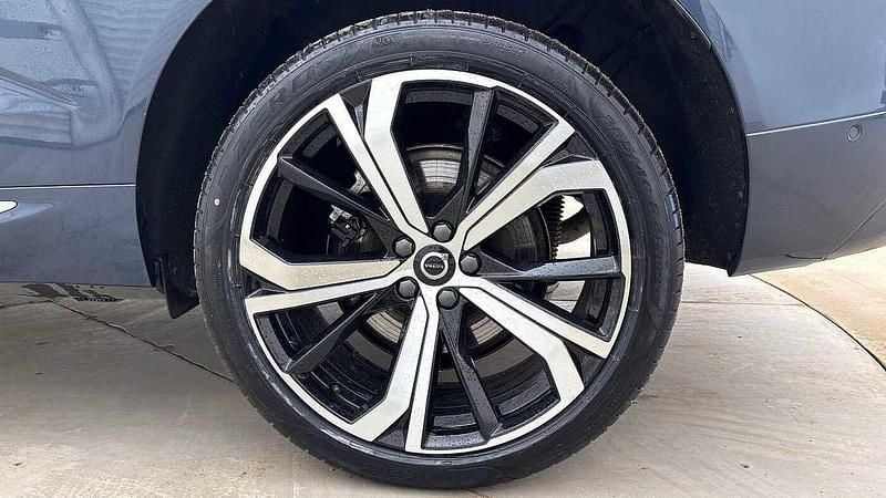 Used Volvo XC60 Ultra 247 HP (181 kW) 2025 Blue SUV