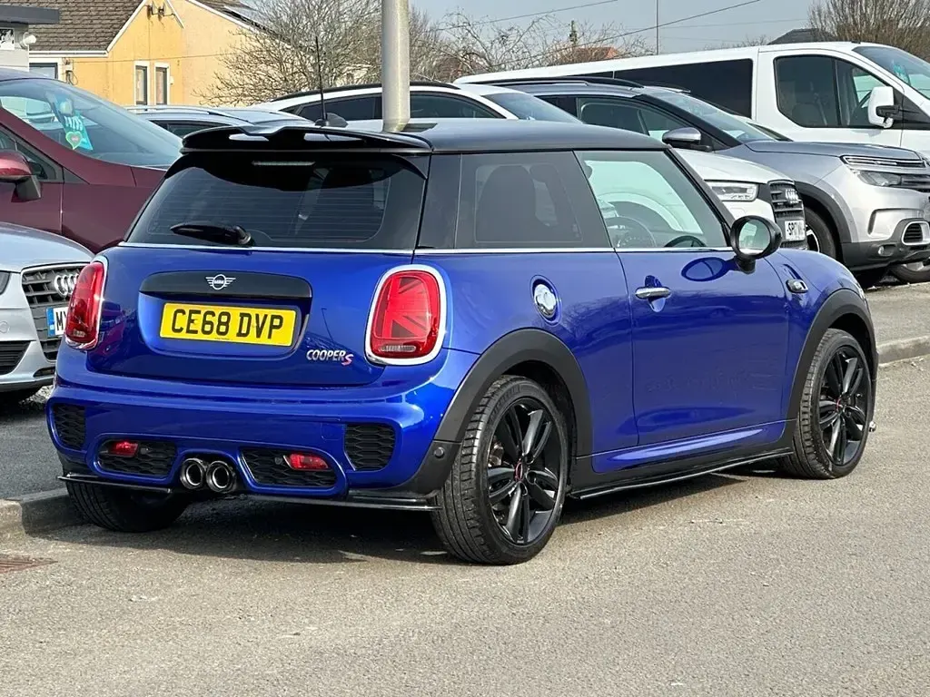Usado Mini Cooper S Hatch 192 HP (141 kW) 2018 Azul Citadino