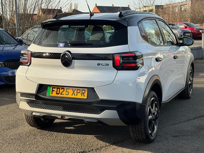 Used Citroën e-C3 83 kW (113 HP) 2025 White Hatchback