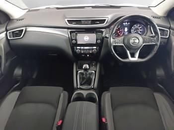 Used Nissan Qashqai N-Connecta 110 HP (80 kW) 2018 White SUV