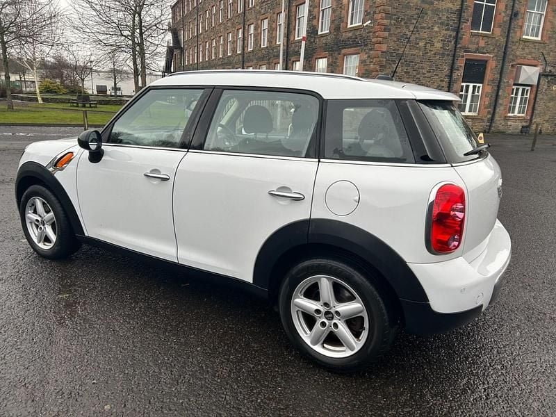 Used Mini One D 90 HP (66 kW) 2012 White Hatchback