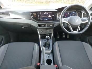 Usado VW Polo Life 95 HP (69 kW) 2023 Preto Citadino