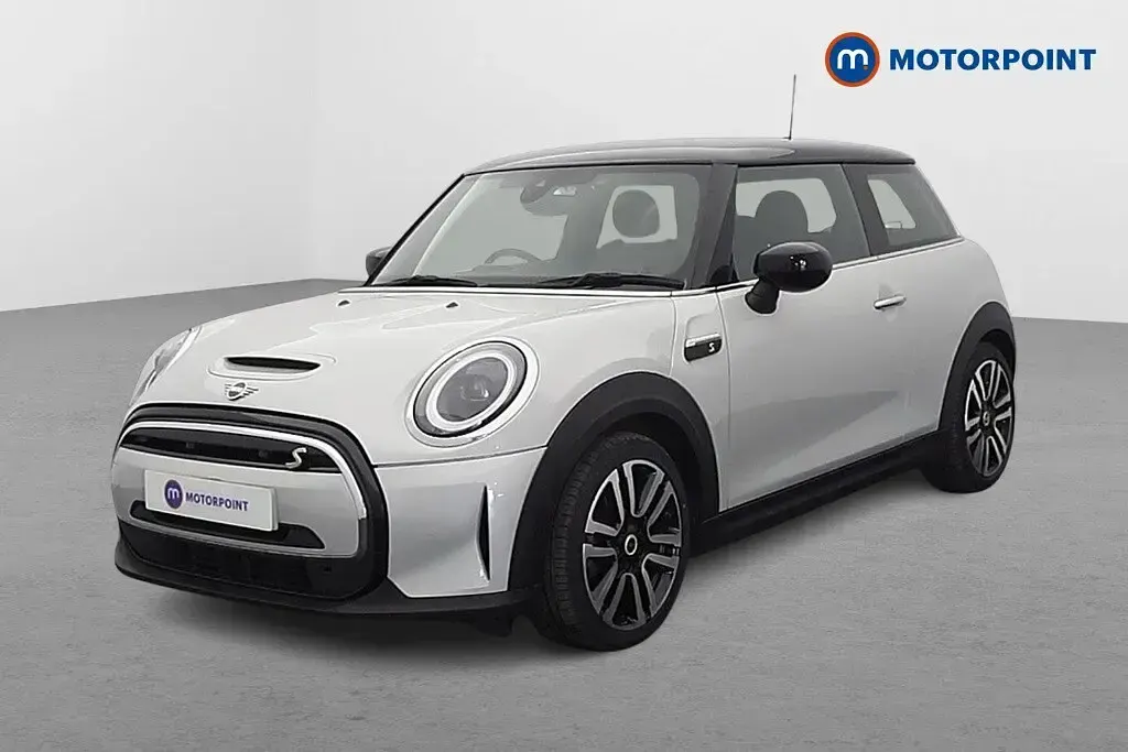 Begagnad Mini Cooper S Hatch 135 kW (184 HK) 2021 Silver Halvkombi