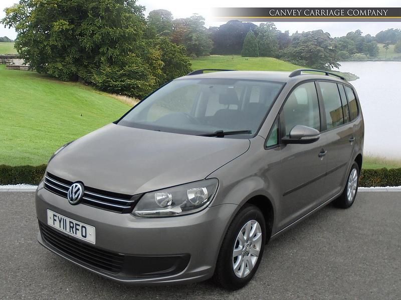 Used VW Touran S 105 HP (77 kW) 2011 Grey MPV
