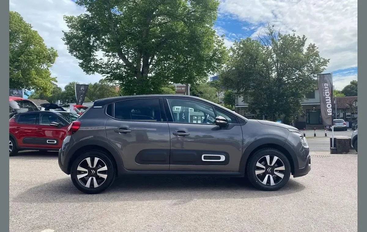 Used Citroën C3 PureTech 108 HP (79 kW) 2024 Grey Hatchback