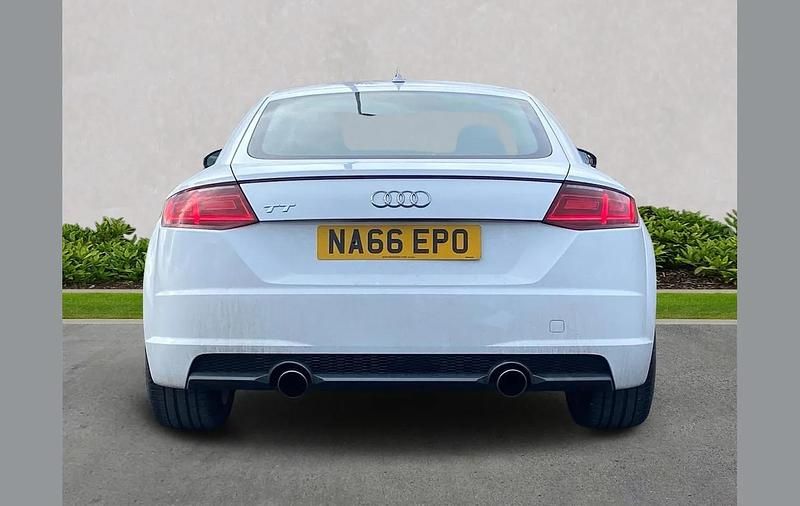 Used Audi TT S-Line 177 HP (130 kW) 2016 White Coupe