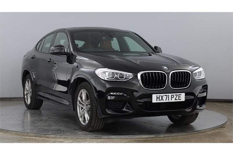 Black sapphire metallic paint Used 2021 BMW X4 M Sport SUV | £31,995 (Good price) - Image 1/4