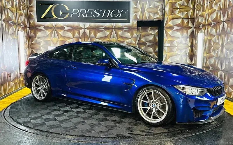 Begagnad BMW M4 M Performance 460 HK (338 kW) 2019 Sportkupé